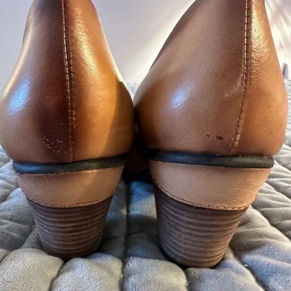 L’Artiste by Spring‎ Step Beautiful unique brown heels size 39 (8.5 US). GUC - Picture 2 of 8